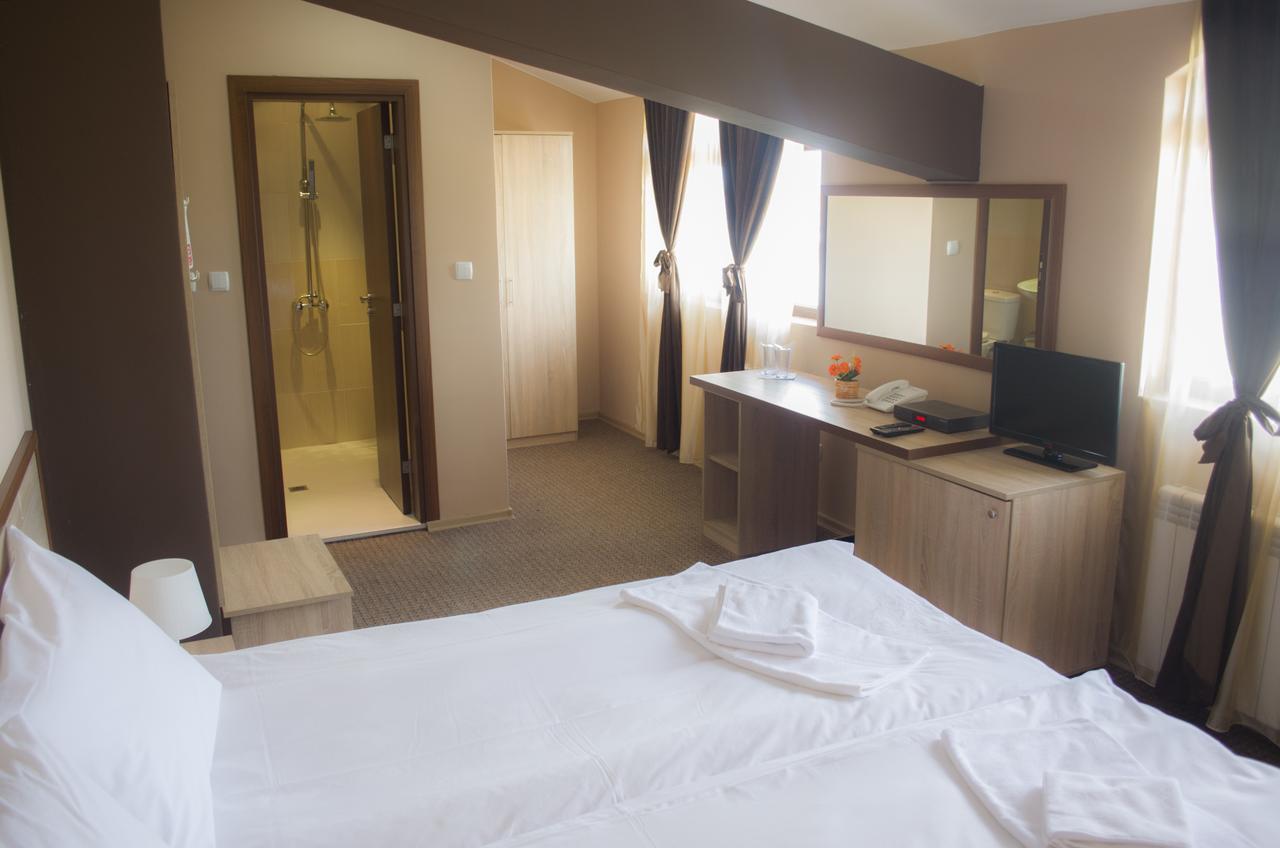 Maribel Spa Hotel Koprilova 外观 照片