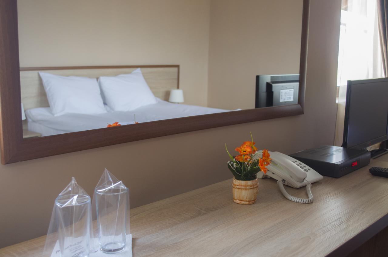Maribel Spa Hotel Koprilova 外观 照片