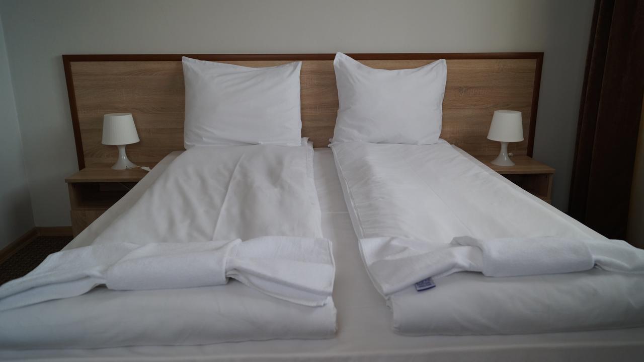 Maribel Spa Hotel Koprilova 外观 照片